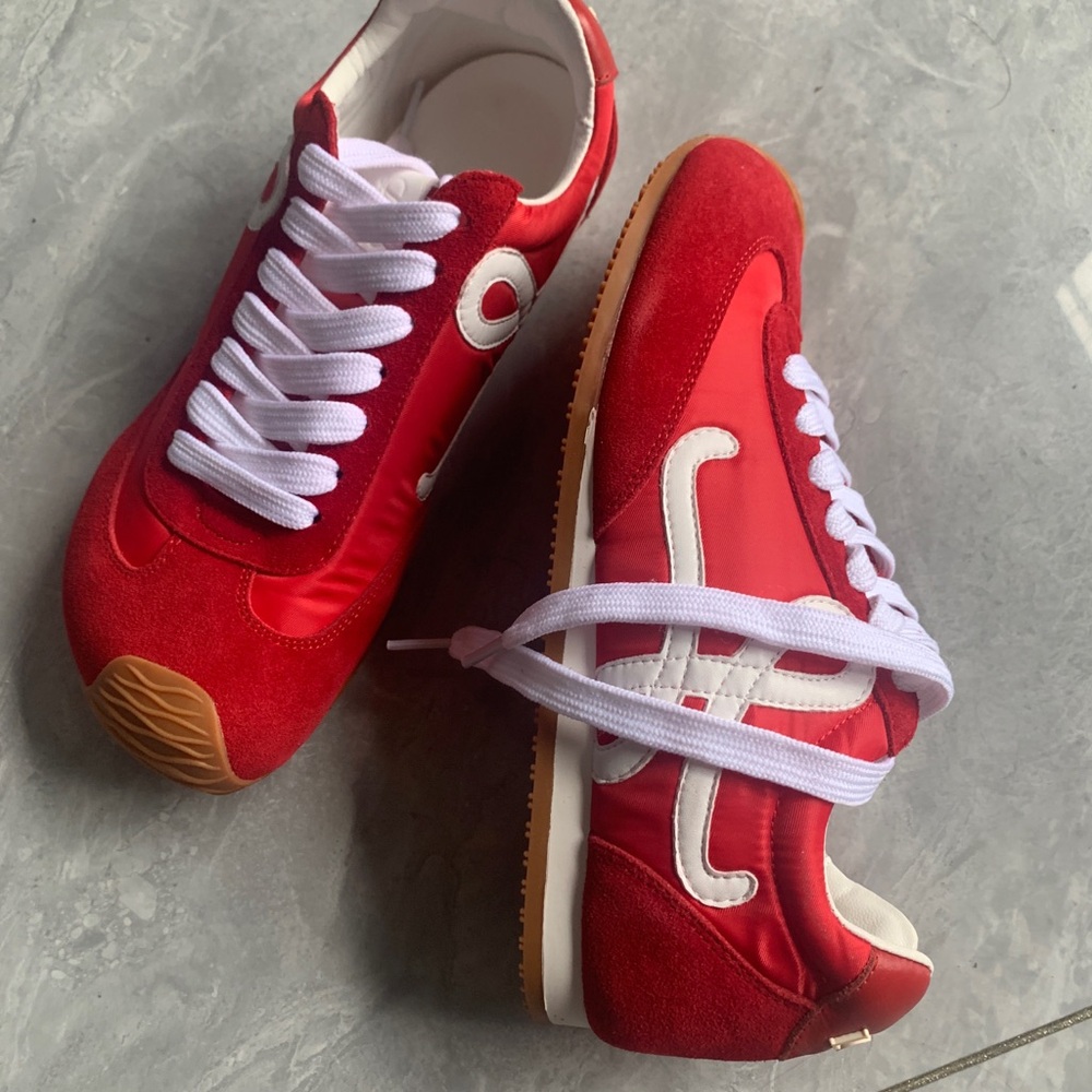 Loewe's New Women's Sneakers - Picture 5 of 8